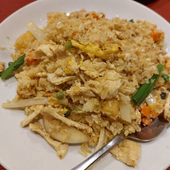 Eagle Thai Cuisine - Pineapple Fried Rice with Chicken - Thai Near Me - Cliffside Park, New Jersey