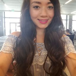 Here's a photo of me the day after my facial with Desiree (no filter needed lol). My skin is smooth, soft, clear, & significantly less oily! Here's a photo of me the day after my facial with Desiree (no filter needed lol). My skin is smooth, soft, clear, & significantly less oily!
