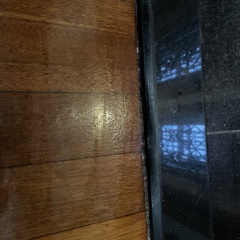 Alberto & Sons Flooring - Area that was missed with no polyurethane applied then poorly applied at the end. - Flooring Near Me Alberto & Sons Flooring - Area that was missed with no polyurethane applied then poorly applied at the end. - Flooring Near Me