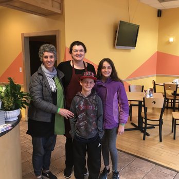Zlatne Kapi - Cafes Near Me - Saint Louis, Missouri
