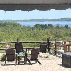 Carson's Woodside Tavern - View