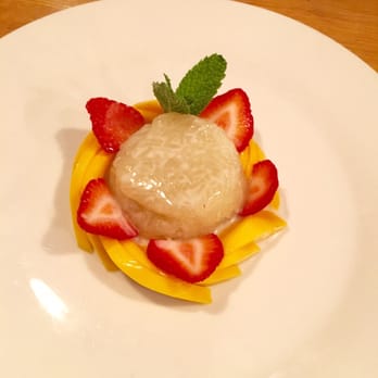 Bambu - seasonal mango sticky rice - Thai Near Me - Richardson, Texas