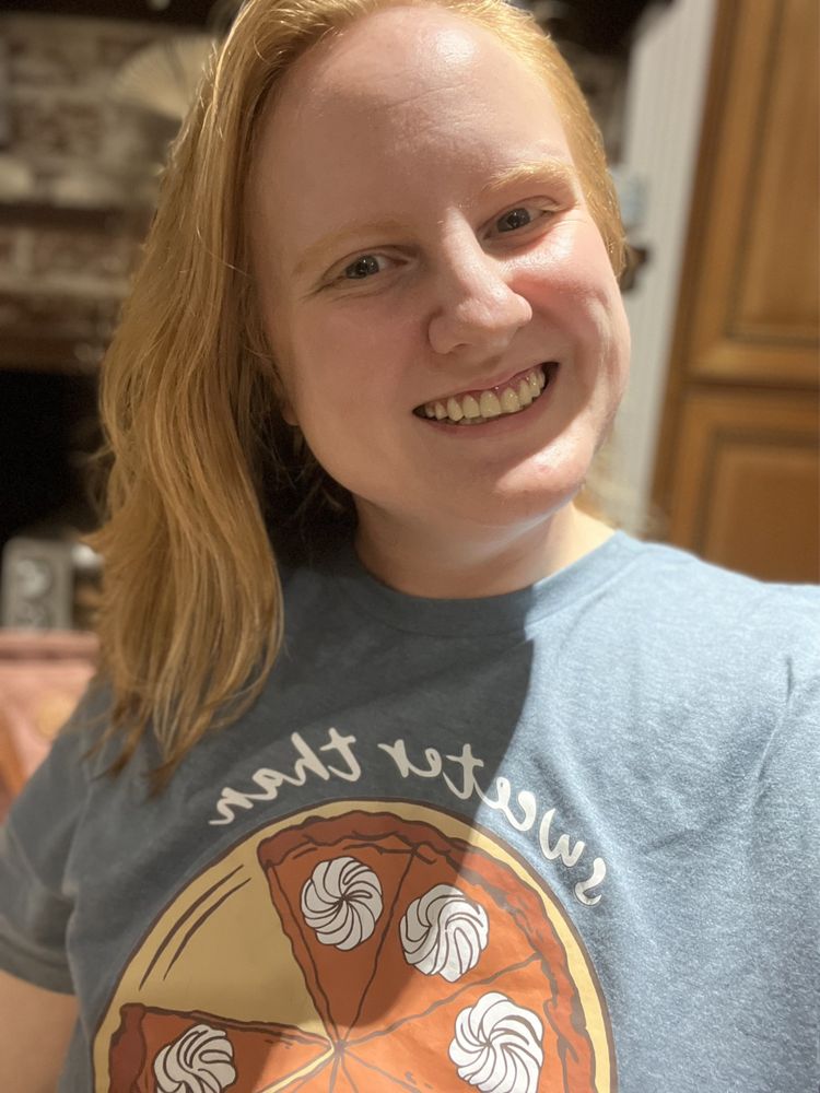 Essential Kneads Logo