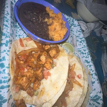 Que Chula - 3 pollo tacos with a side of rice & beans - Tacos Near Me - Chapel Hill, North Carolina