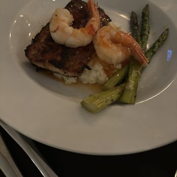 Vic's On the River - Shrimp and Mahi Mahi fish - Seafood Near Me - Savannah, Georgia Vic's On the River - Shrimp and Mahi Mahi fish - Seafood Near Me - Savannah, Georgia