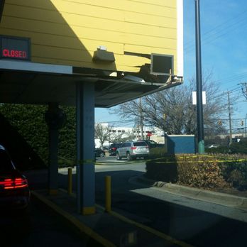 Wells Fargo Bank 11 Reviews Banks Credit Unions 110 Congressional Ln Rockville Md Phone Number