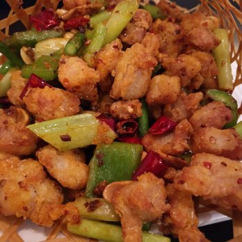 Red Lotus - Chinese Near Me - Mississauga, Ontario