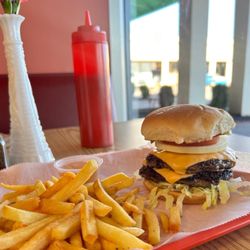 Twin Yolk - Twin burger.