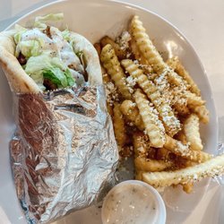 Zullee Mediterranean Grill - Meridian - Chicken shawarma without tomato and Greek fries.