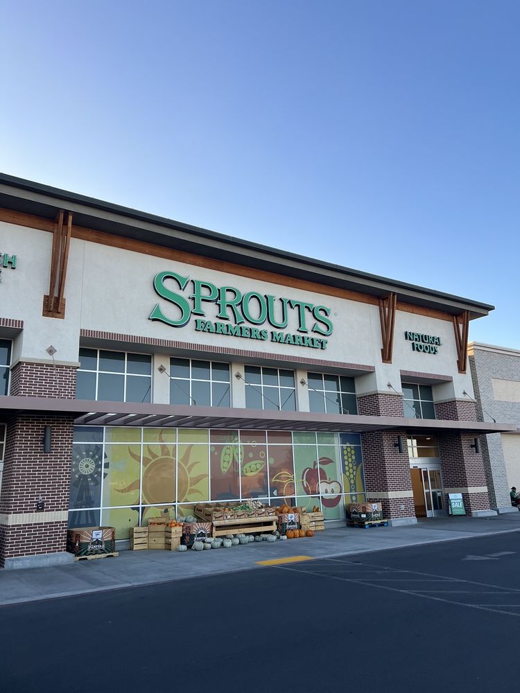 SPROUTS FARMERS MARKET Updated September 2024 151 Photos & 111