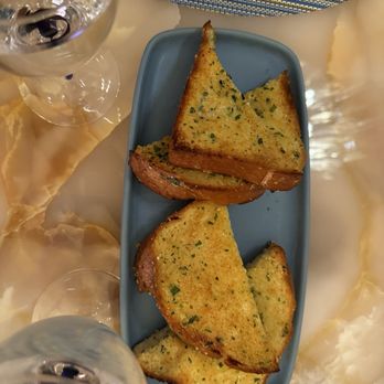 Lago - Garlic bread - Italian Near Me - Las Vegas, Nevada Lago - Garlic bread - Italian Near Me - Las Vegas, Nevada