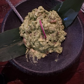El Patron Restaurante Mexicano - Guacamole presentation. - Mexican Near Me - Orlando, Florida El Patron Restaurante Mexicano - Guacamole presentation. - Mexican Near Me - Orlando, Florida