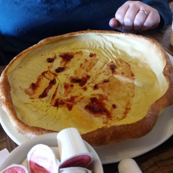 Elmer's Restaurant - German pancake - Diners Near Me - Clackamas, Oregon