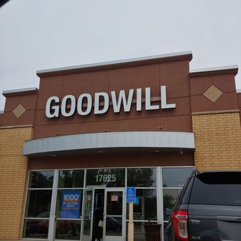 Goodwill - Lakeville - Thrift Stores Near Me - Lakeville, Minnesota Goodwill - Lakeville - Thrift Stores Near Me - Lakeville, Minnesota