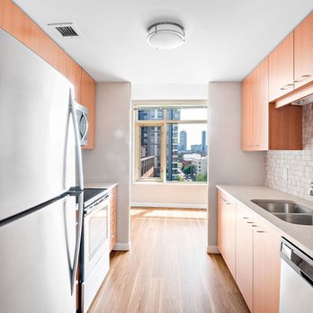 91 Sidney - Spacious kitchen with a view - Apartments Near Me - Cambridge, Massachusetts