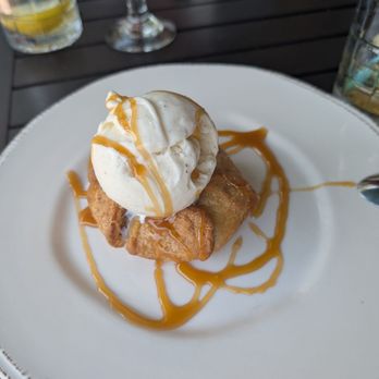 Ascot's Pub - Pubs Near Me - Norwich, Connecticut