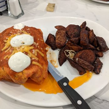 Good Eats Cafe - Breakfast Burrito with potatoes - Salad Near Me - Pewaukee, Wisconsin