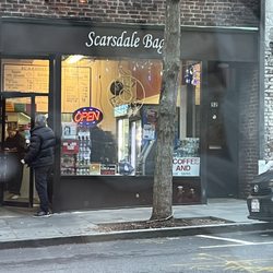 Scarsdale Bagels - Outside