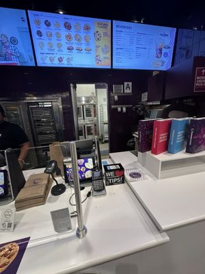 Insomnia Cookies by null