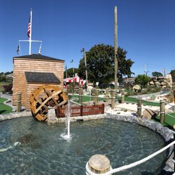 Hamptons Mini Golf