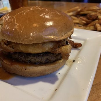 BRU Burger Bar - Carmel - Honey-Chipotle BBQ burger - Burgers Near Me - Carmel, Indiana