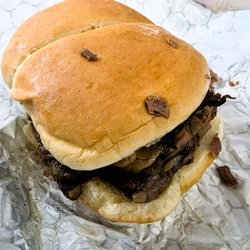 GMAN BBQ - Brisket Sandwich