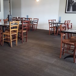 Bananaa Leaf South Indian Restaurant - Interior and seating