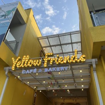 Yellow Friends Cafe And Bakery - Juice Bars & Smoothies Near Me - Angeles, PAM