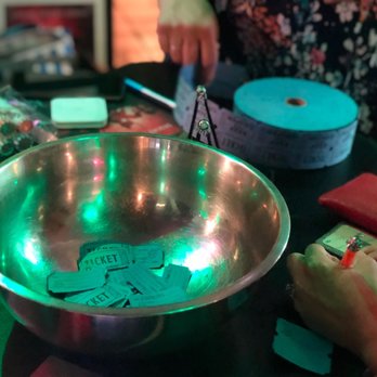 Clancy's Irish Pub - Raffle party - Irish Near Me - Wheat Ridge, Colorado