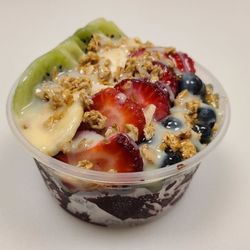 Carol's Cheese Bread & Waffle - Açaí Bowl