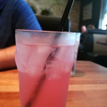 Cheddar's Scratch Kitchen - Raspberry Lemonade - Comfort Food Near Me - Tucson, Arizona