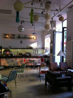 phil - Café, bookshop & bar by null