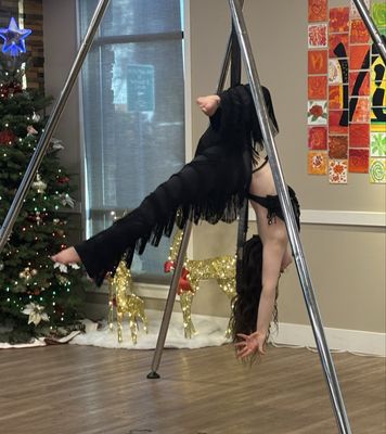 Circus acrobatics Performance - This Circus Acrobatics performance was truly breathtaking.