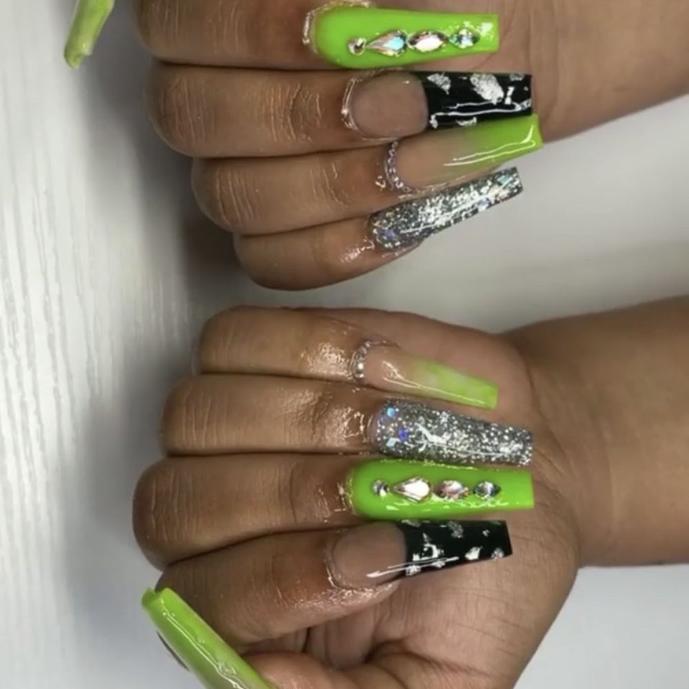 BodiedBeautyBar - green freestyle - Nail Technicians Near Me - Houston, Texas BodiedBeautyBar - green freestyle - Nail Technicians Near Me - Houston, Texas