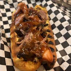 Rib Country-Hayesville - DIY Brisket Dog