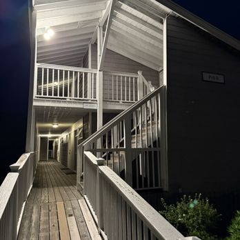 Smuggler's Cove Inn - Hotels Near Me - East Boothbay, Maine Smuggler's Cove Inn - Hotels Near Me - East Boothbay, Maine