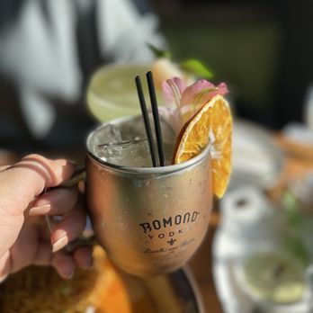 Temsib Eatery & Bar - Thai Near Me - Bellevue, Washington