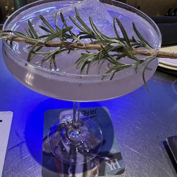 Yard House - Lavender Drop - delicious! - New American Near Me - Meridian, Idaho