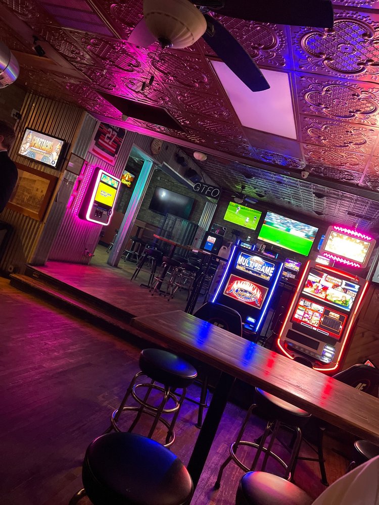 KILROY’S Updated October 2024 14 Photos & 47 Reviews 3502 Ridge