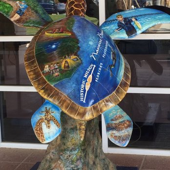 Florida Welcome Center - Turtle statue - Visitor Centers Near Me - Pensacola, Florida