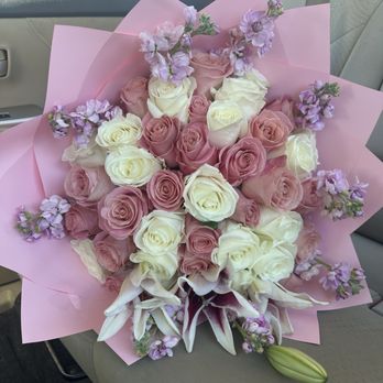 S & E Wholesale Flowers - Bouquet I bought from them - Flowers & Gifts Near Me - San Bernardino, California S & E Wholesale Flowers - Bouquet I bought from them - Flowers & Gifts Near Me - San Bernardino, California