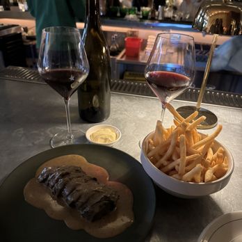Bar Etoile - Steak frites - Wine Bars Near Me - Los Angeles, California