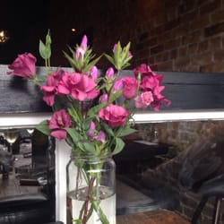 Harry's - Beautiful flowers
