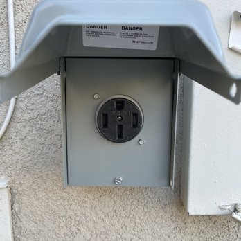 Apex Electric - Electricians Near Me - Yucaipa, California Apex Electric - Electricians Near Me - Yucaipa, California
