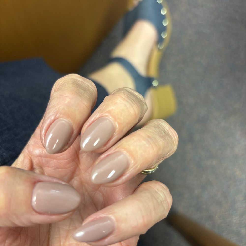 LB Nail Studios - Gel mani - Nail Technicians Near Me - Cary, North Carolina