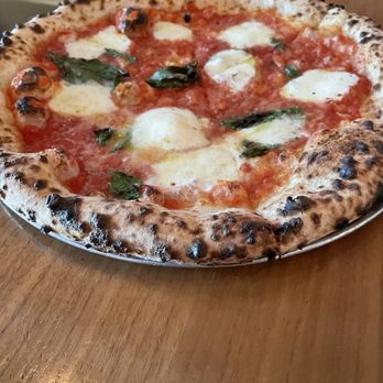 Bufalina Due - Pizza Margherita Pizza - Pizza Near Me - Austin, Texas