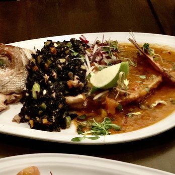 Hugo's Invitados - Red Snapper - Seafood Near Me - Irving, Texas