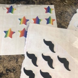 Stickers to stop the coffee from pouring over.