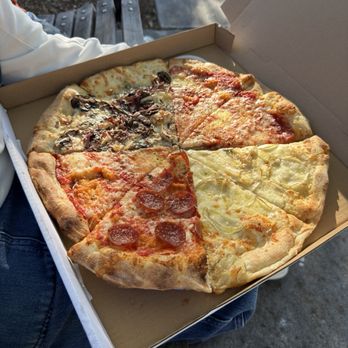 Acre Pizza - Pizza Near Me - Sebastopol, California Acre Pizza - Pizza Near Me - Sebastopol, California