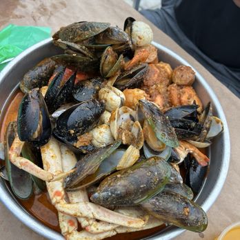 Angry Crab Shack - Husbands boil - Seafood Near Me - Orange Beach, Alabama